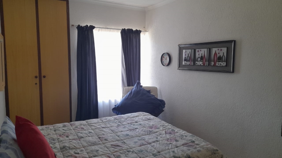 1 Bedroom Property for Sale in Oudorp North West